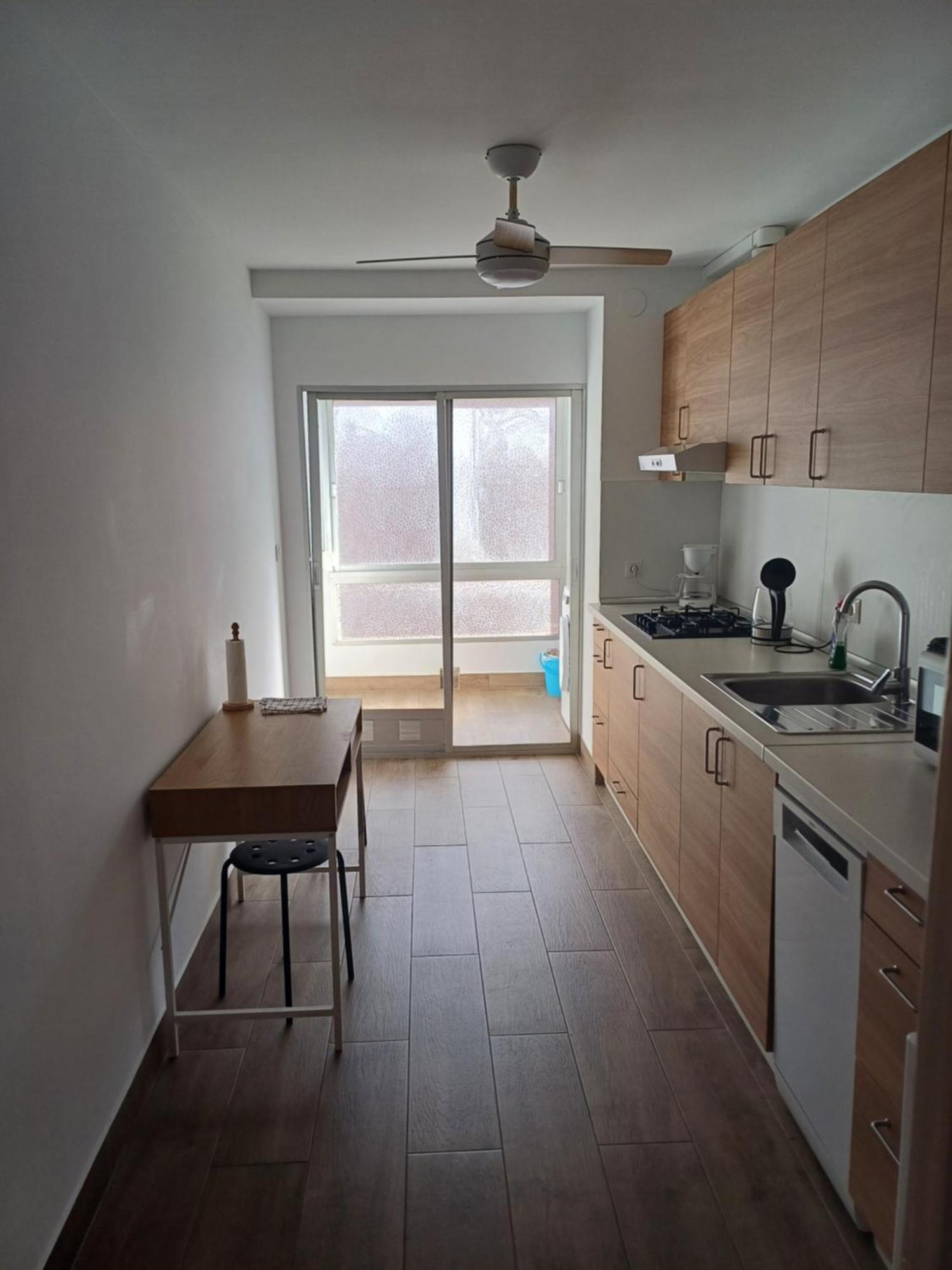 City Centre Apartments Дения Екстериор снимка